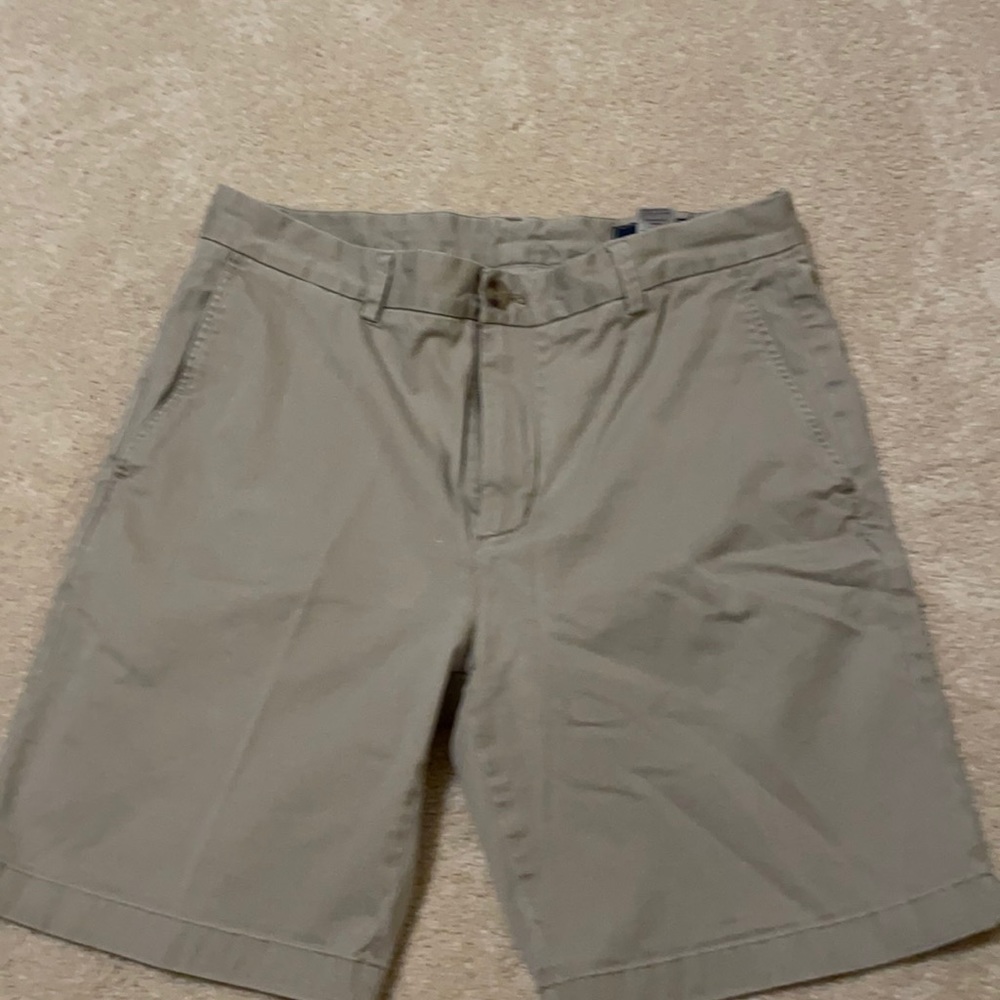 Vineyard Vines men’s shorts